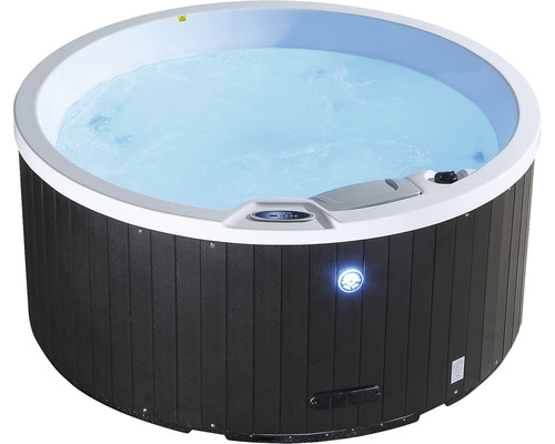 Runder Whirlpool gefüllt mit Wasser