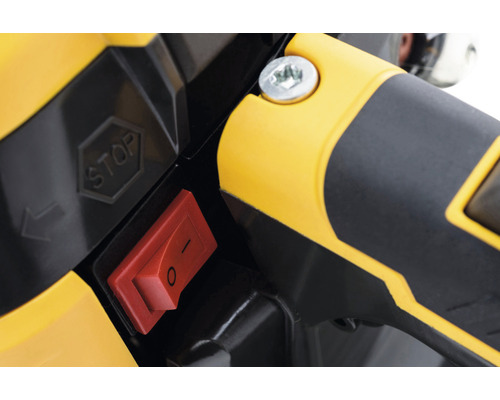 Detailansicht des Ein- und Ausschaltknopfes einer Maschine