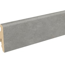 Fußleiste aus Holzwerkstoff