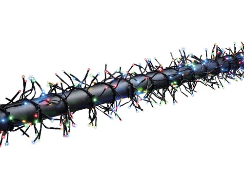 Lichterkette mit bunten Lichtern um einen Draht gewickelt
