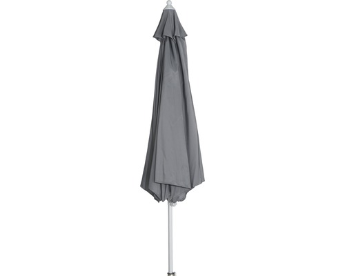 Geschlossener Sonnenschirm mit Mast