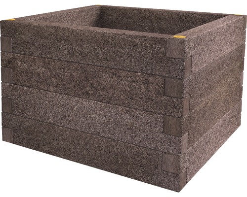 Hochbeet aus Holzbeton für den Garten
