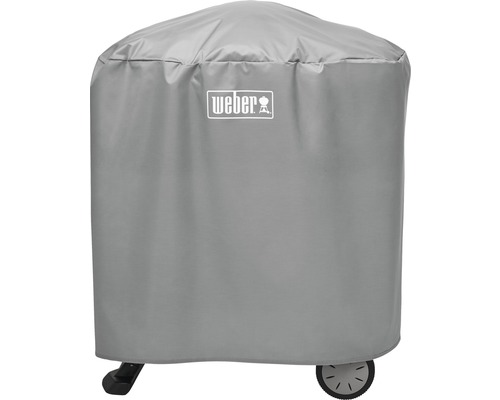 Weber Logo auf einer Grillabdeckung zum Schutz vor Wettereinflüssen