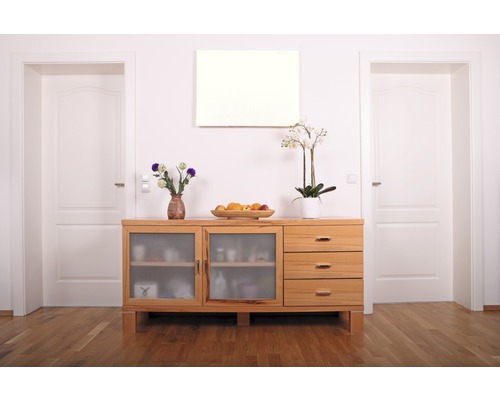 Infrarot Glasheizung 60x30 cm weiß 210 Watt Eingangsbereich mit Kommode, Dekoration, Heizpaneel und zwei Türen