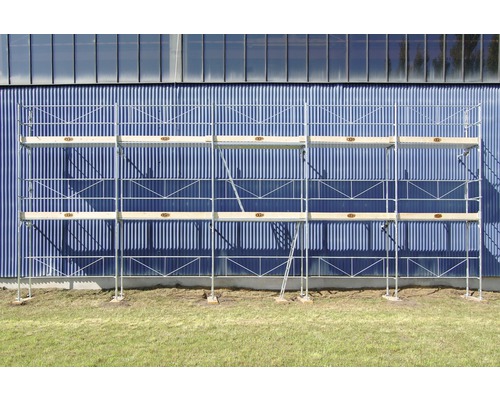 Aufbaugerüst aus Stahl und Holz