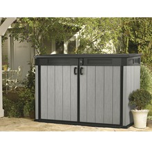 Geräteschrank mit Doppeltür aus Kunststoff im Garten
