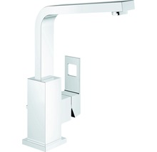 Eckiger Wasserhahn für das Badezimmer