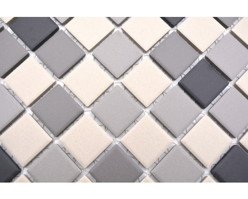 Mosaikfliese mit quadratischem Muster