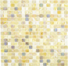 Mosaikfliese mit quadratischen, schimmernden Steinen