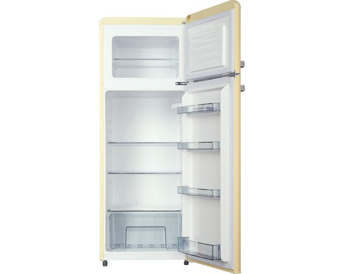 Geöffneter Kühlschrank mit Gefrierfach und mehreren Ablageflächen