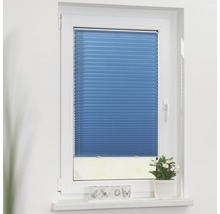 Blaues Faltrollo in einem Fensterrahmen