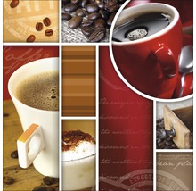 Collage verschiedener Kaffeevariationen und Kaffeebohnen