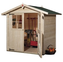 Gartenhaus aus Holz mit geöffneter Tür und Gartengeräten