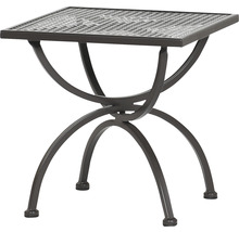 Quadratischer Gartentisch mit Metallgitterplatte