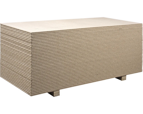 Stapel Gipskartonplatten auf Kanthölzern
