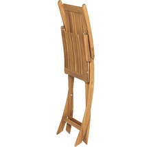 Zusammengeklappter Holzstuhl