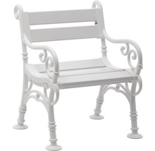 Weiße Gartenbank aus Kunststoff