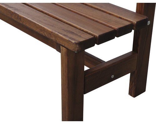 Detailansicht einer Gartenbank aus Holz