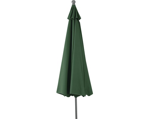 Geschlossener Gartenschirm mit Metallstange