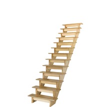 Holztreppe mit dreizehn Stufen