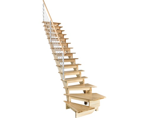 Holztreppe mit Geländer