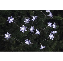 Schneeflocken Lichterkette auf einem Weihnachtsbaum