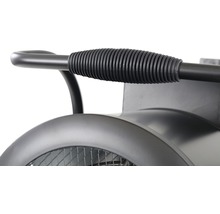 Detailansicht eines Heizgeräts mit Griff