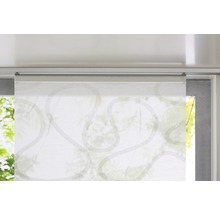 Dekoschals mit floralem Muster am Fenster