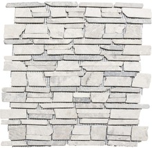 Mosaikfliese aus Naturstein auf einem Netz