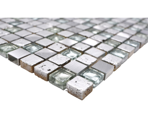 Quadratische Mosaikfliesen aus Metall und Glas