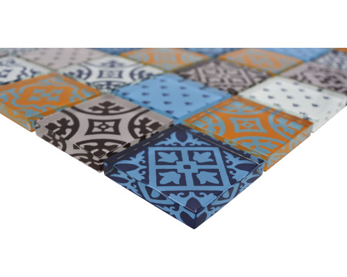 Mosaikfliese mit verschiedenen Mustern