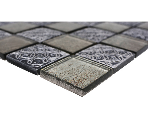 Mosaikfliese mit Glas- und Steinoptik