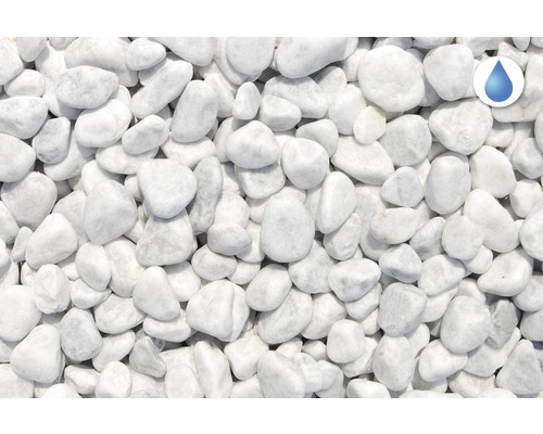 Weiße Zierkieselsteine im Detail