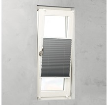 Graue Faltjalousie am Fenster