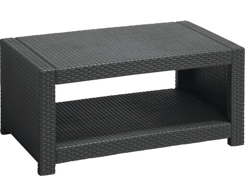 Geflochtener Outdoor-Couchtisch mit Ablage