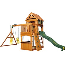 Spielturm aus Holz mit Schaukel, Rutsche und Kletterwand für den Garten