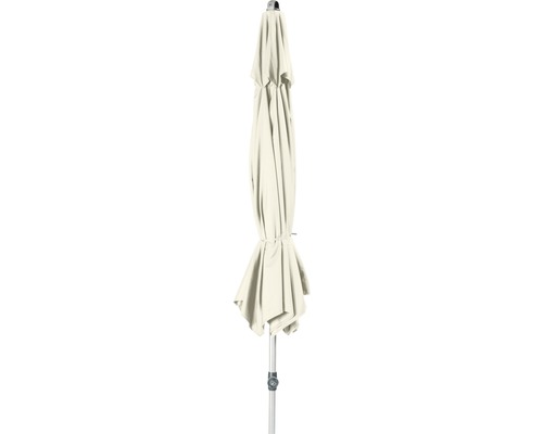 Geschlossener Gartenschirm mit Mast