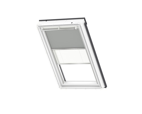 Dachfenster mit Rollos zur Verdunkelung