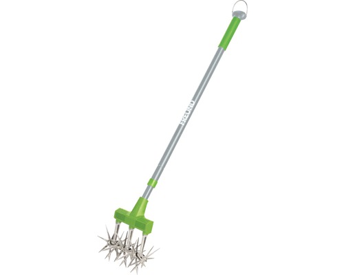 Rasenbelüfter mit Rollen für die Gartenarbeit