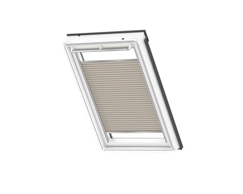 Dachfenster mit Plissee-Rollo