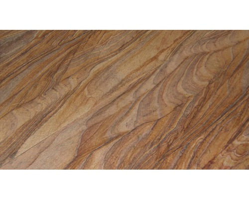 Nahaufnahme einer Bodenfliese mit Holzoptik