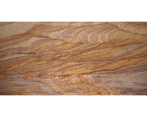 Nahaufnahme einer Sandsteinplatte mit gewellten Mustern