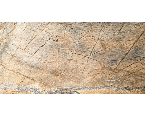 Detailansicht einer Natursteinplatte mit auffälliger Maserung