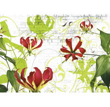 Wandbild mit Darstellung von roten Blüten vor einer weißen Ziegelwand