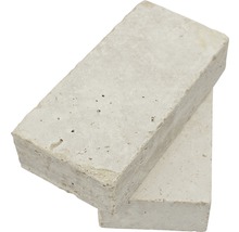 Zwei Kalksandsteine