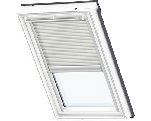 Dachfenster mit Plissee Sonnenschutz