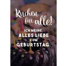 Dekorierter Schokoladenkuchen mit Kerzen und der Aufschrift Kuchen für alle! Ich meine, alles Liebe zum Geburtstag.