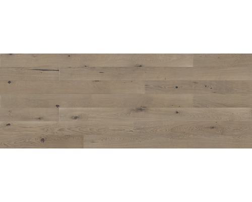 Verlegung von hellem Eichenparkett