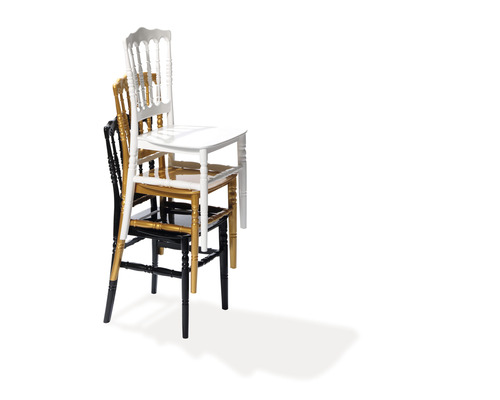 Stapel aus drei Chiavari Stühlen in Schwarz, Gold und Weiss