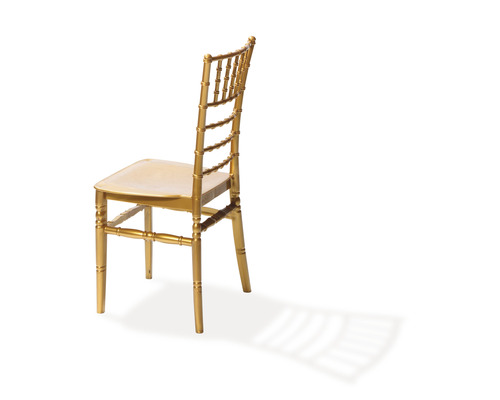 Goldener Stuhl für Veranstaltungen, aus Metall gefertigt